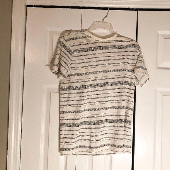 Old Navy White and Black Patterned Shirt - Picture 1 of 2